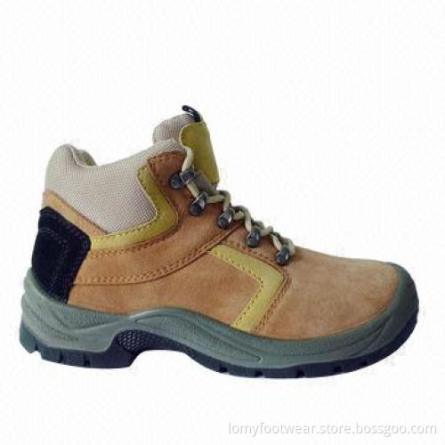 Safety Boots, Made of Suede Cow Leather and PU Sole, Size of 37 to 48#